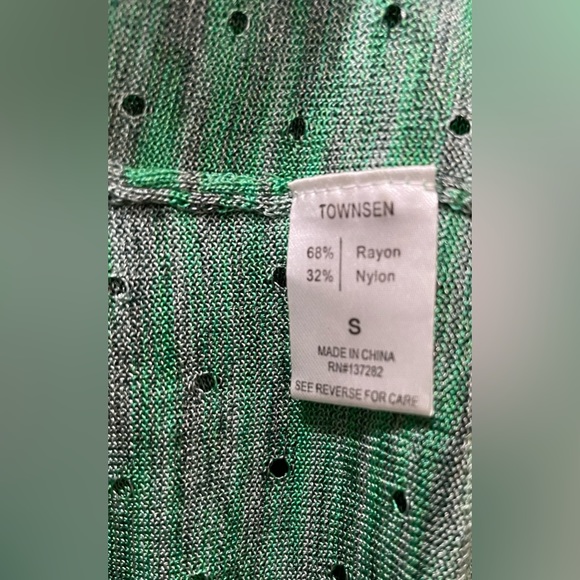 Townsen Sleeveless Dress - Picture 4 of 5